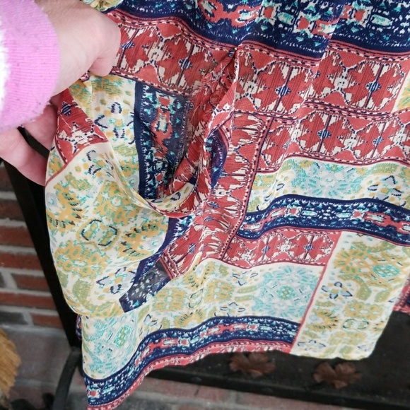 $6⭐️ Pretty Boho Tunic Style Dress - Picture 3 of 7